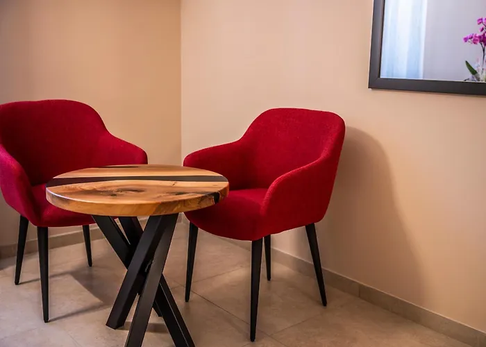 Domus Nursia ゲストハウス 3*